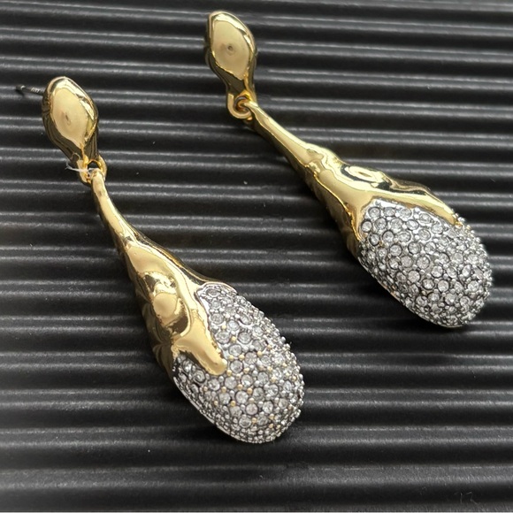 ALEXIS BITTAR • Solanales Drippy Pavé Crystal Teardrop Articulated Drop Earrings - Picture 11 of 14